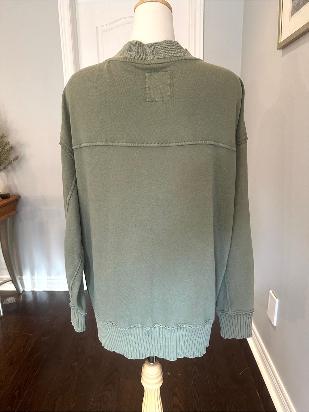 Aerie Sage Green Oversized Cardigan Size Large - Picture 7 of 9